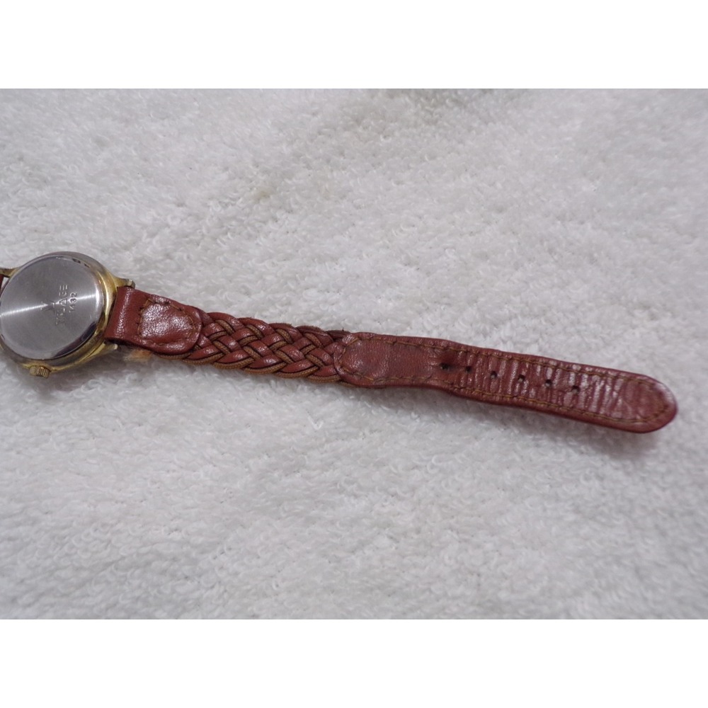 FENDI Womens Watch Braided Band Gold Tone Bezel Swiss Watch Visage 1432 Quartz - Picture 6 of 6